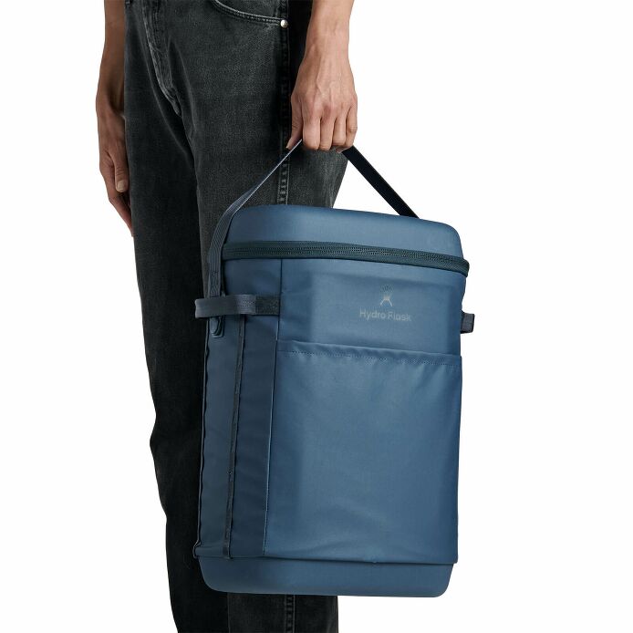 carryouttm-backpack-22-l-q7 250815_hydro_s26_hb_14597_6.jpg