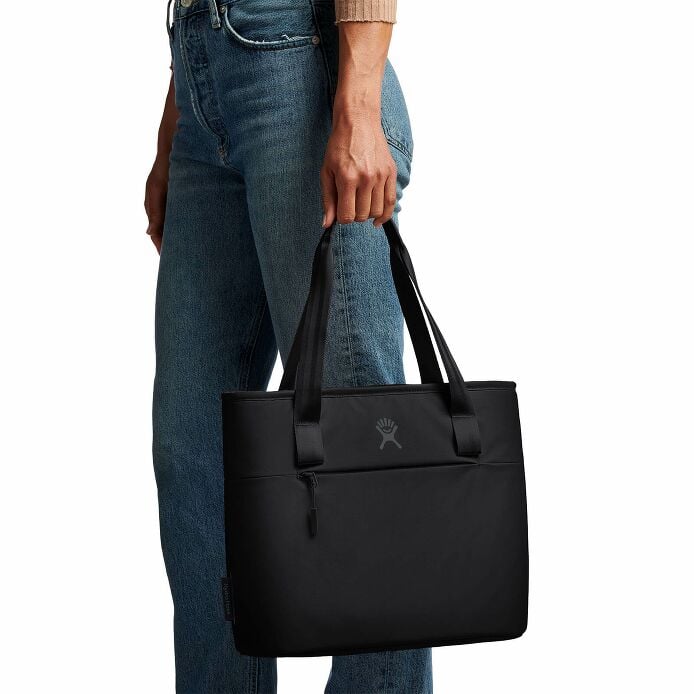 8-l-insulated-lunch-tote-g9 8l-tote-black-hb.jpg