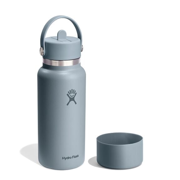 32-oz-straw-bottle-and-boot-bundle-n7 group_199_1.jpg